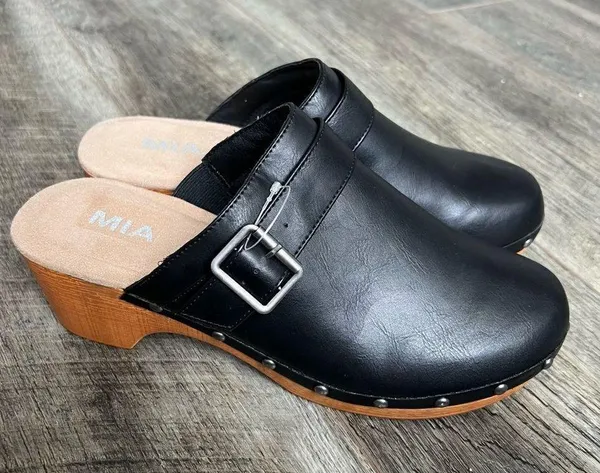 Mia Milpu Swedish Wood and Vegan Leather Clogs Size 10 Mules Black Shoes NWOT - Image 3