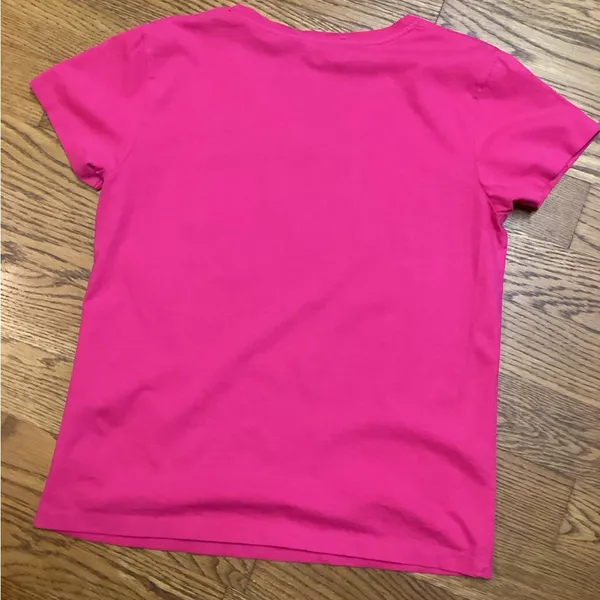 Ralph Lauren Sport Fushia v-neck tee. Size Medium - Image 2