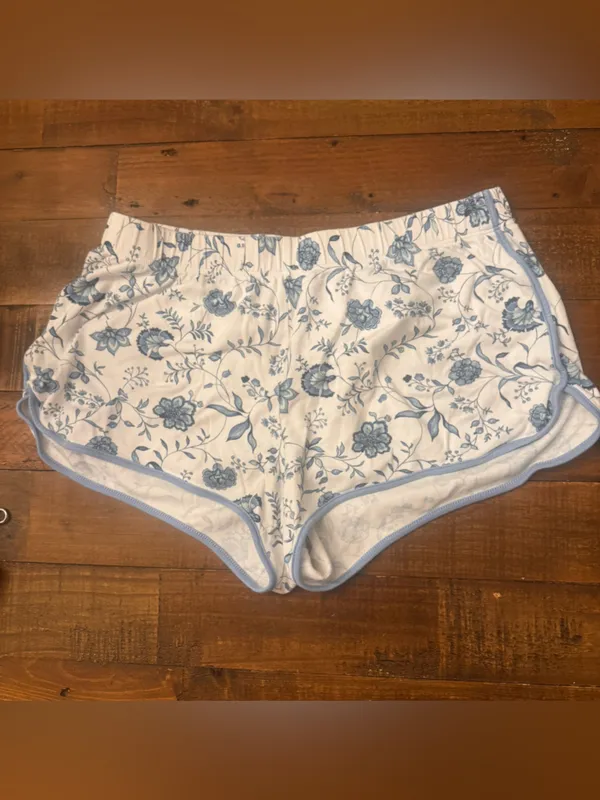 LAKE Floral Print Lounge Shorts‎ - Image 2