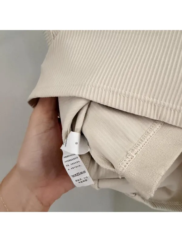 Cream Ribbed Cropped Tank with Build in Bra - Image 4