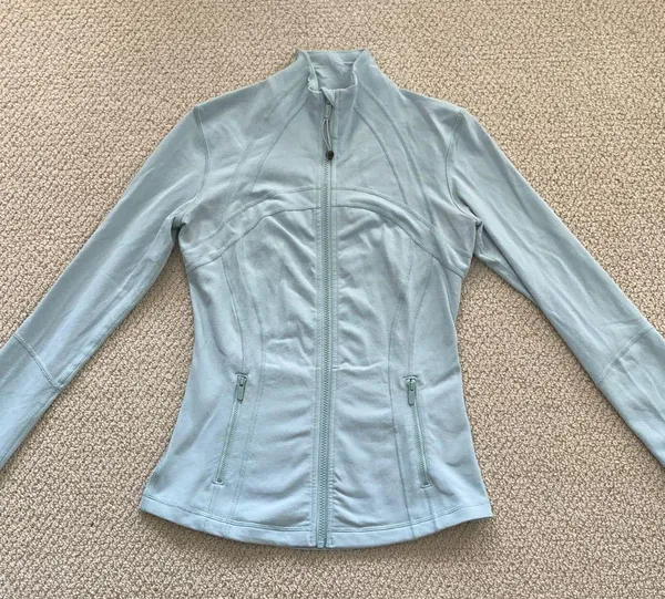 LULULEMON Define Jacket Hazy Jade Size 6 Luon Full Zip Stretch Soft Women’s GUC - Image 4