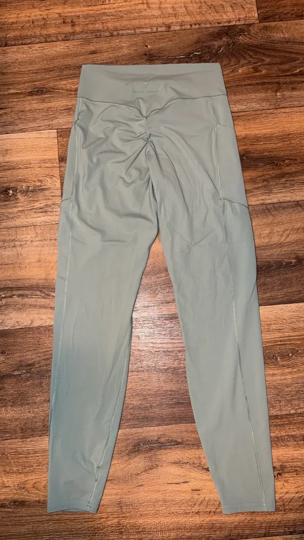 Gymshark leggings - Image 2