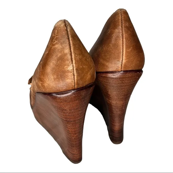 Steve‎ Madden Mytaj Wedge Leather Heels - Image 5