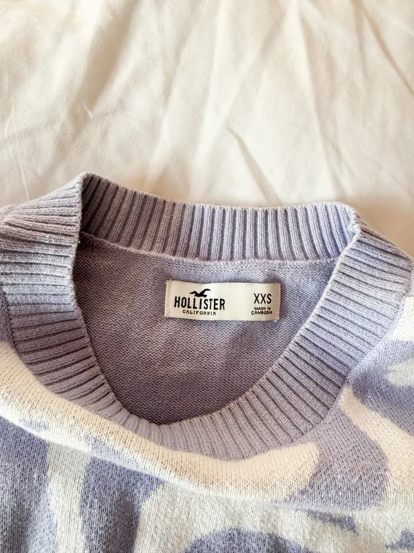 Hollister Purple Cropped Swirl Sweater Size XXS - Image 3
