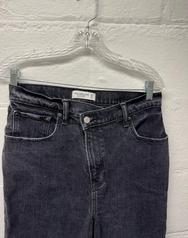Abercrombie & Fitch The 90s Ultra High Rise Black Jeans - Image 4