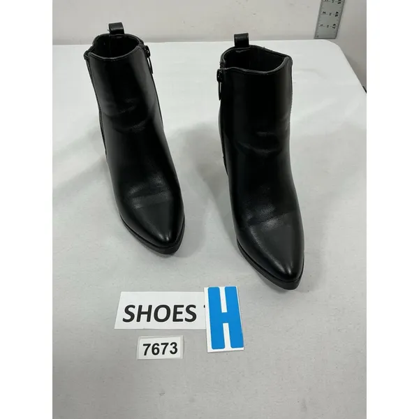 Womans Excellent Condition Top Moda Western Style Ankle Boots 6 Black - Image 3