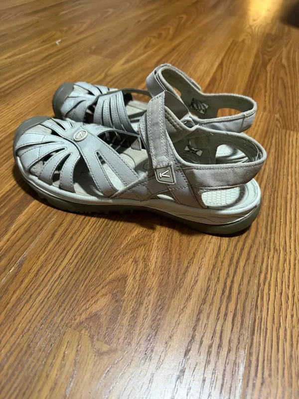 Keen Women's Rose Sandals Grey Size 7.5. - Image 2