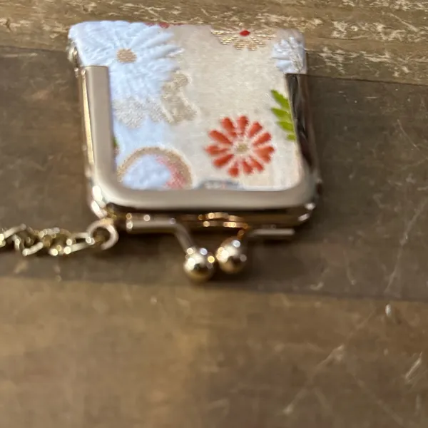 Vintage Japanese Gamaguchi Chirimen Crape purse keychain - Image 3