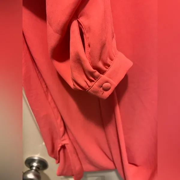 Forever 21 Coral Satin Top - Image 4
