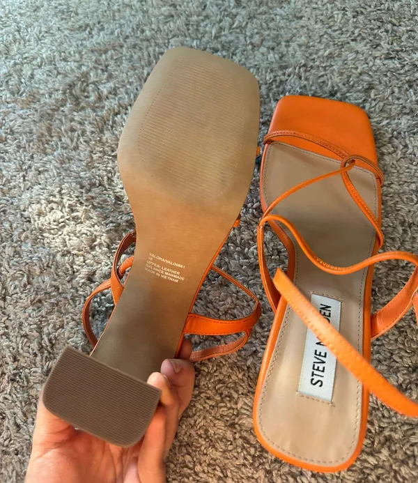 Steve Madden Orange Heels - Image 4