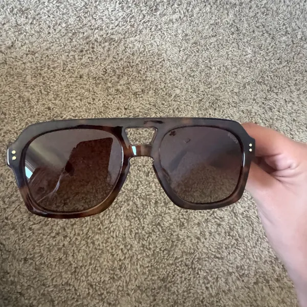 Aviator Sunglasses - Image 3