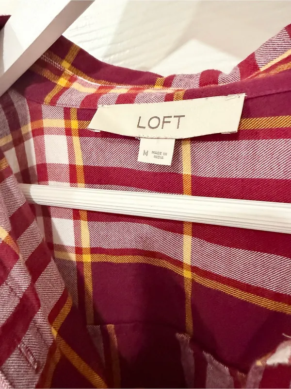 LOFT Burgundy Plaid Button Down Shirt M Cotton Fall Preppy Academia - Image 3