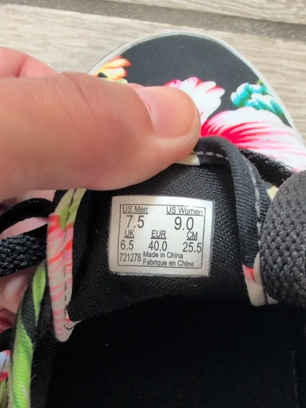 Vans Authentic Hawaiian Print Sneakers W9/M 7.5| Vans Authentic Shoes - Image 8