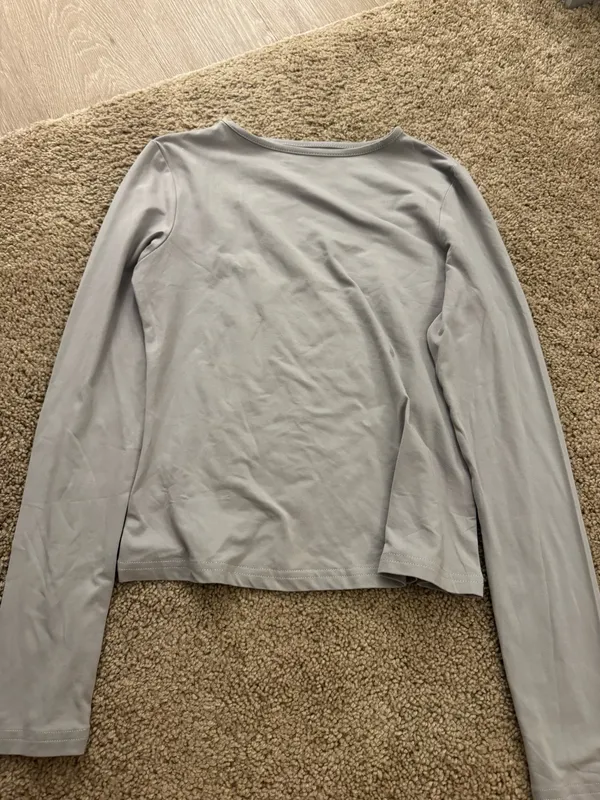 Amazon Long Sleeve Tops - Image 2