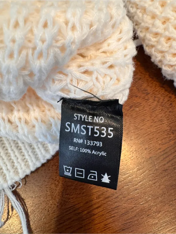 POL Oversized Knit Fringe Sweater Size S - Image 7