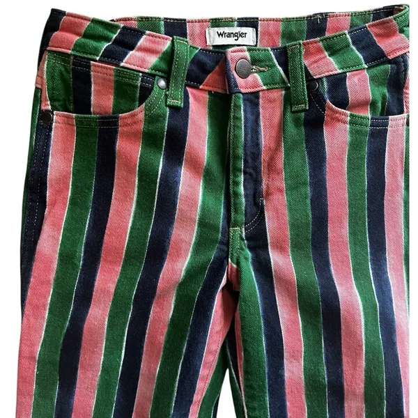 Wrangler Wanderer Mid Rise Bell Bottoms in sandía stripe size 24 - Image 4