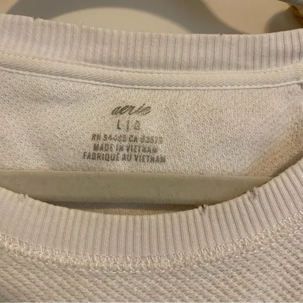 Aerie White Textured Pullover Crewneck size Large - Image 4