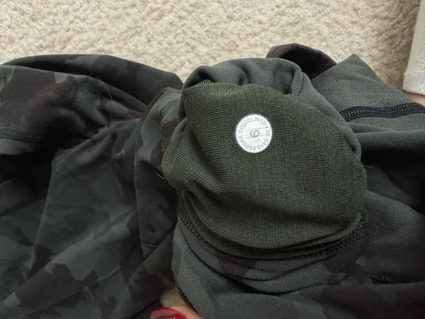 Lululemon Leggings Camo - Image 5