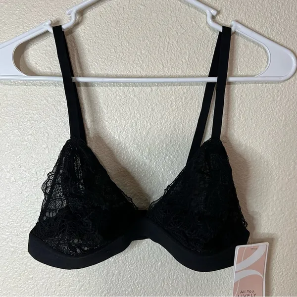 Lively black lace triangle bralette NEW L - Image 7