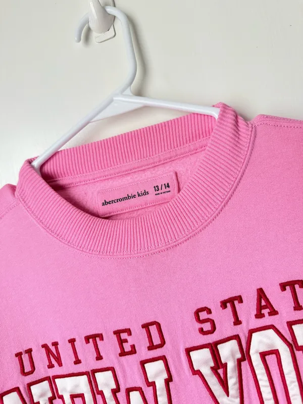 Abercrombie & Fitch sweatshirt  - Image 3