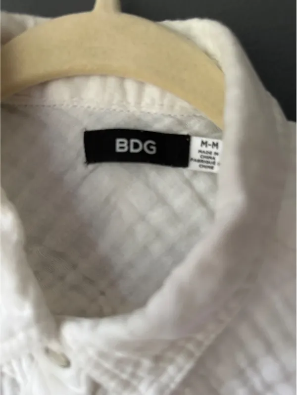 BDG White Button-Up Long Sleeve Shirt, Medium - Image 5