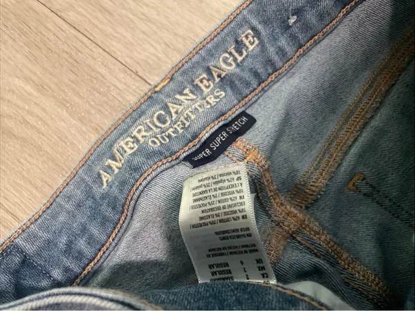 American Eagle Outfitters Faded Light Blue Skinny Jeans - Image 2