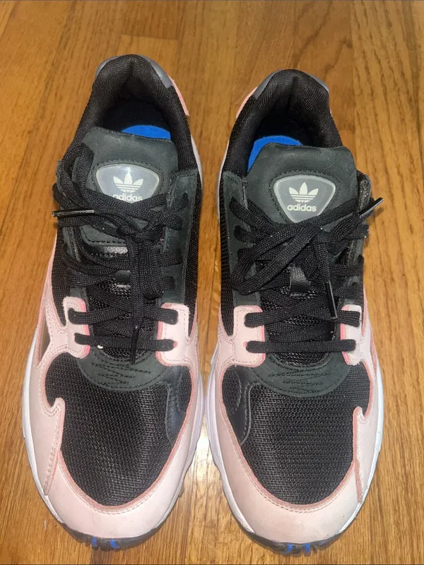 adidas 2018 Womens Falcons Black & Pink Runner Sneakers size 10 - Image 3