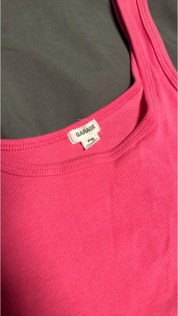 Garage Cropped Tank Top Pink - Image 2