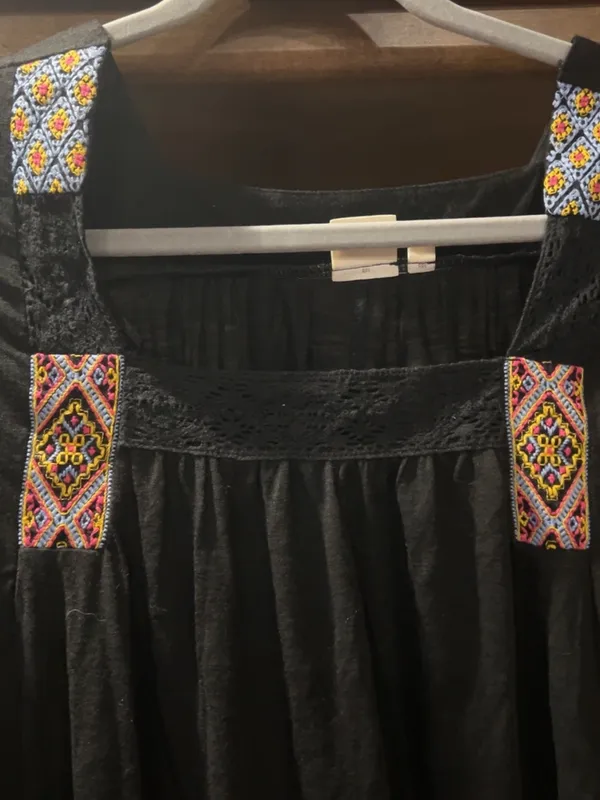 🌸Mudd  Boho Black Embroidered Square Neck 3/4 Sleeve Peasant Top Medium NWT - Image 5