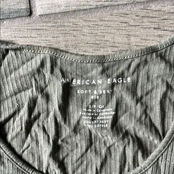 American Eagle Outfitters Green Crop Top Essential - Image 2