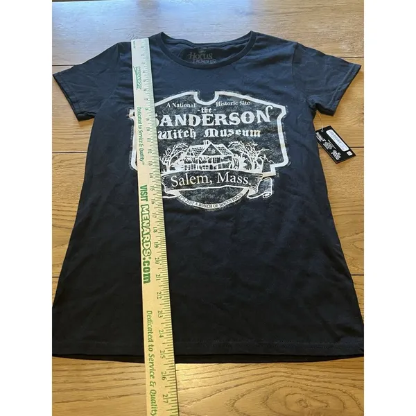 Disney Hocus Pocus Sanderson Witch Museum T Shirt‎ Women Size S Black Halloween - Image 5
