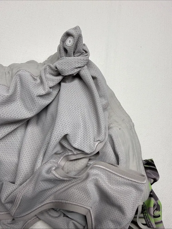 Lululemon Hotty Hot High-Rise Short 4" *Special Edition - Image 10