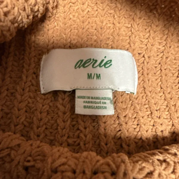 Women’s Aerie Size M Oversized Brown Turtle Neck Knitted Sweater - Image 2