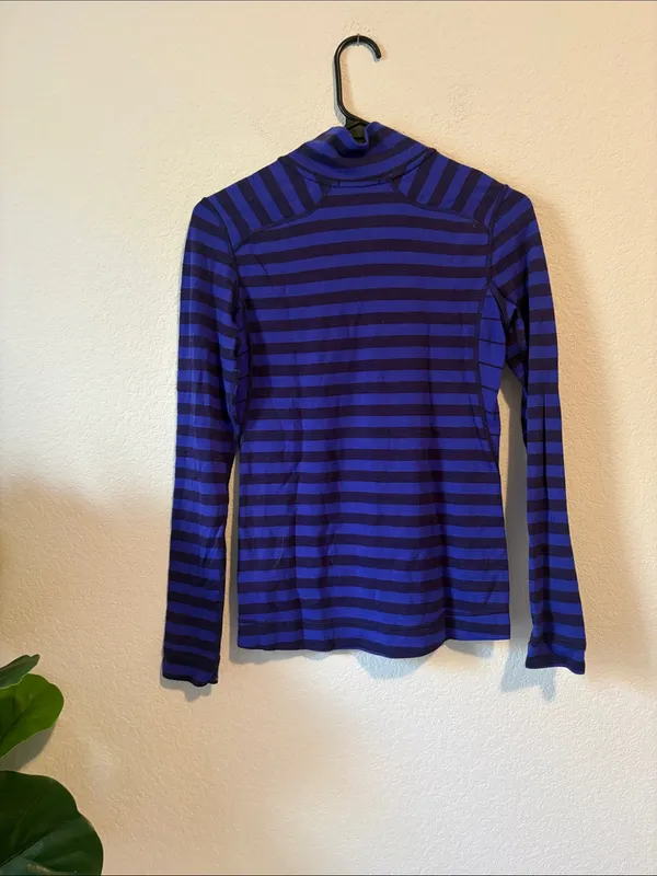 Smartwool Women’s Striped Quarter Zip Pullover - Royal Blue & Navy merino wool - Image 5