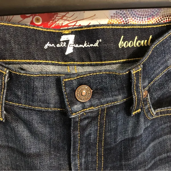 7 For All Mankind Bootcut Dark Wash Stretchy excellent condition Jeans 29 - Image 4