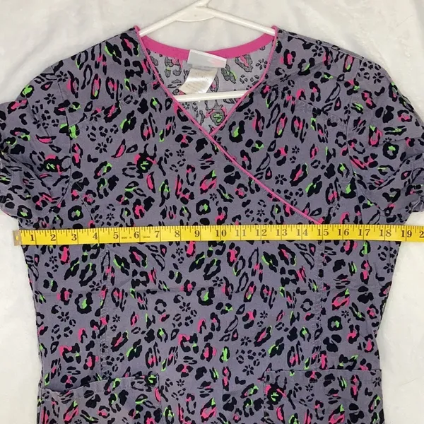 ScrubStar Women’s Scrub Top Size XS - Image 4
