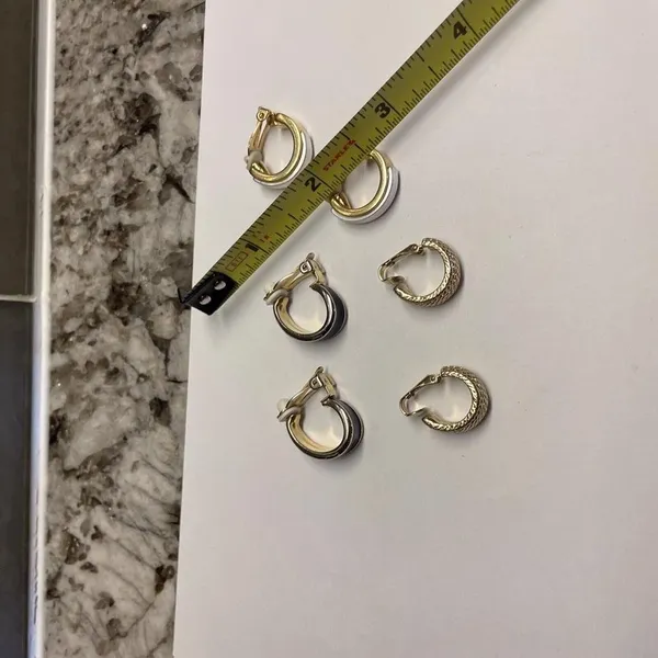 Lot Of 3 Pretty Clip On Clip-on Non Pierced Earrings Hoop - Gold Tone - Image 4
