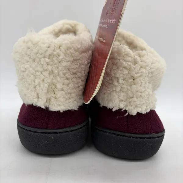 NEW Isotoner Womens 7.5-8 Holiday Slippers‎ Burgundy Hard Sole Cushioned Sherpa - Image 4