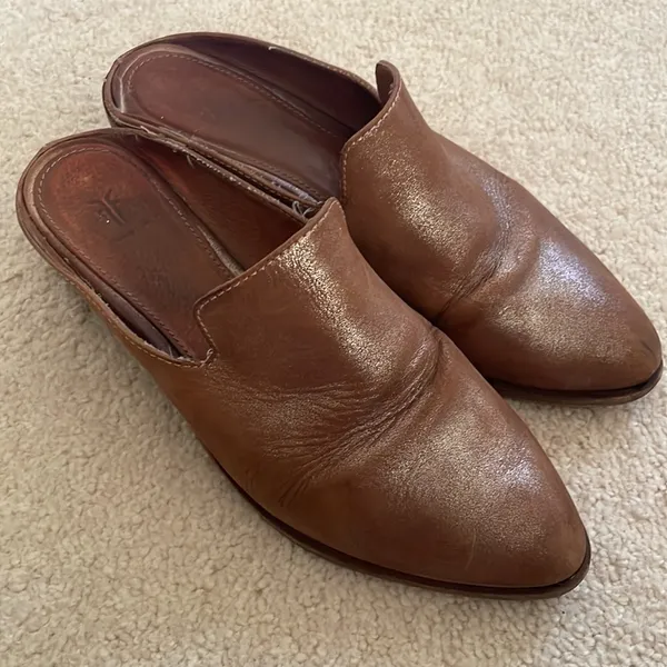 Frye • ray artisan metallic leather mules sz 7 - Image 6