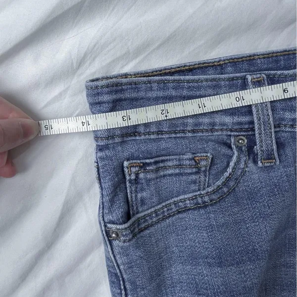 Levi’s 711 Blue Women's Skinny Jeans - Image 4