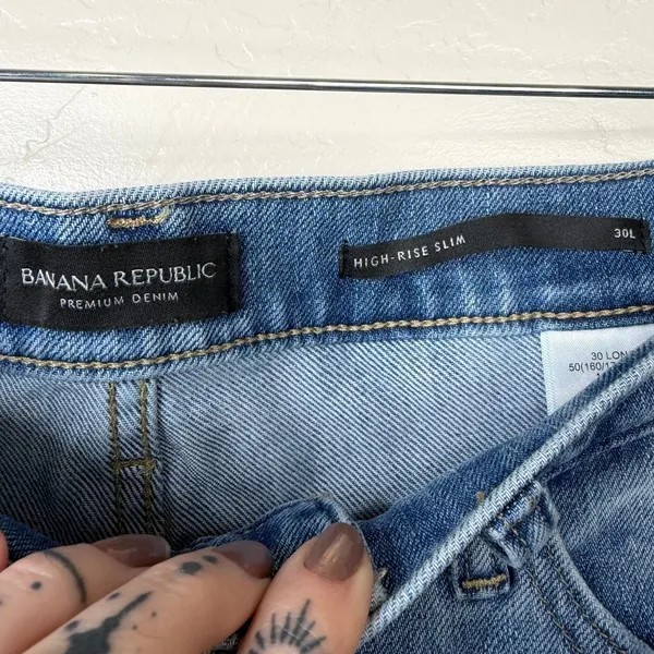 Banana Republic Premium Denim Light Wash Classic High Rise Slim Jeans Size 30L - Image 7