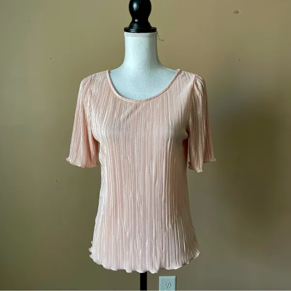 ANN TAYLOR | Baby Pink Crinkle Lettuce Hem Satin Blouse Sz M - Image 2