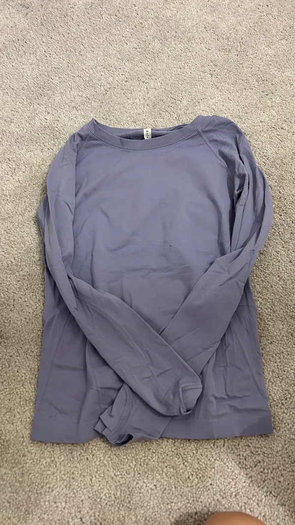 Athleta Top Long Sleeve Women’s - Image 2