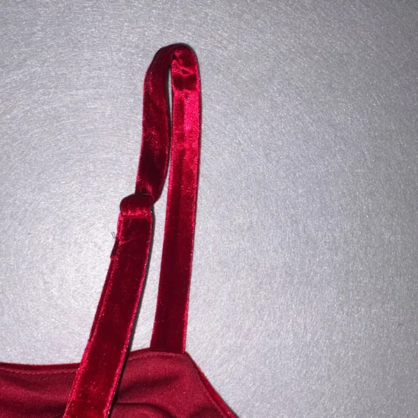 Steve Madden Giovanna Red Velvet Bubble Hem Mini Dress Adjustable Straps Size 10 - Image 3