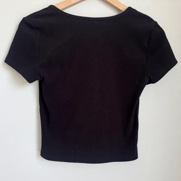 No Boundaries Black Cropped Top Short Sleeve Basic NoBo Cute Casual Crop Shirt - Image 2