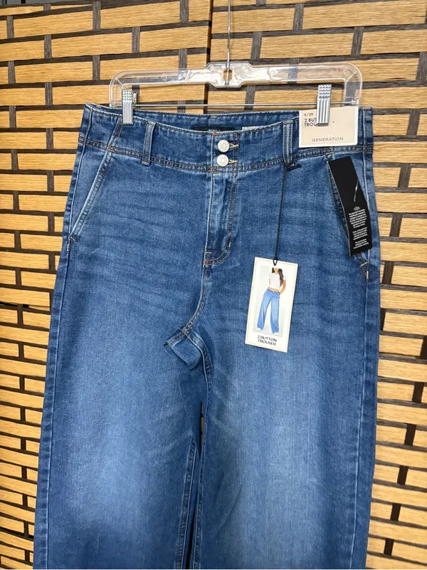 BCBG Generation 2 button trouser jeans size 9/29 - Image 3