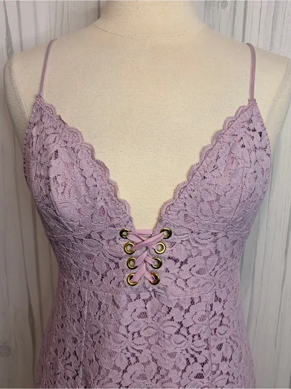 VINTAGE VICTORIA’S SECRET Lavender‎ Lace Mini Bodycon Dress, Medium - Image 2