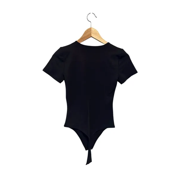 Aritzia Babaton Contour women’s Black Crewneck Short Sleeve Bodysuit Sz S - Image 2