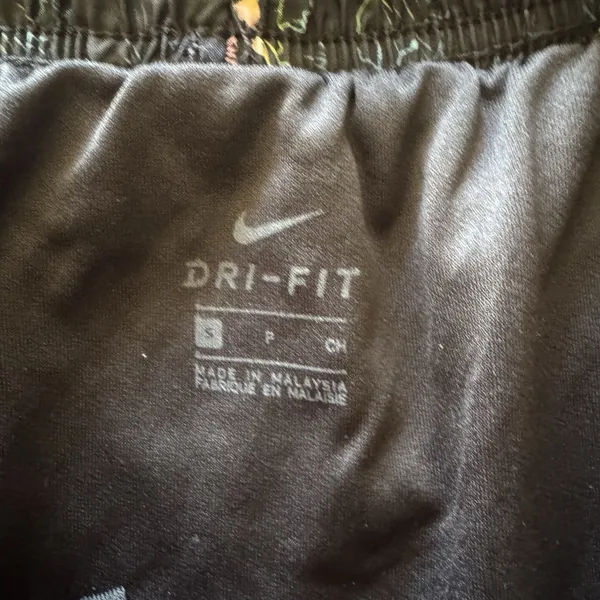 Nike Dri-FIT Women's Black Floral Lined Running & Jogging Shorts Size S - Image 2