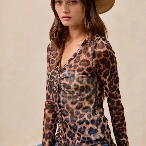 BiBi Leopard Printed Mesh‎ Shirt With Button Up V Neck Size XL - Image 5